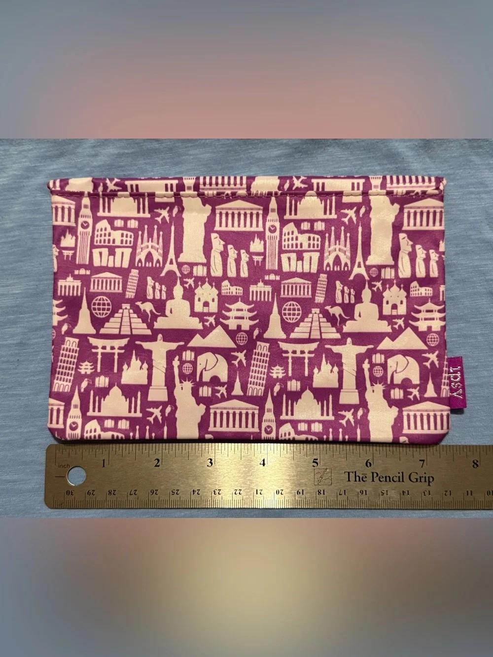 ipsy lightweight stylish